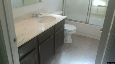 605 Sheffield Ct, Sparks, NV 89431 - photo 7