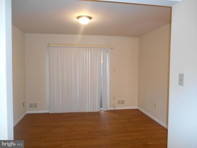 8013 Capistrano Place unit B, Alexandria, VA 22309 - photo 5
