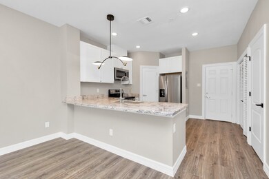 5262 Ella Blvd unit 703, Houston, TX 77018 - photo 5