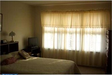 4 Beacon Ct, Trenton, NJ 08691 - photo 7