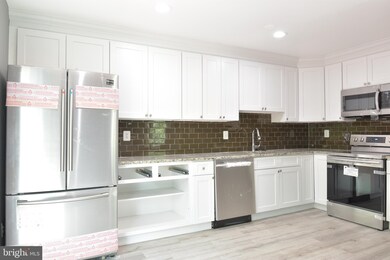 3227 Violet Ave, Halethorpe, MD 21227 - photo 5