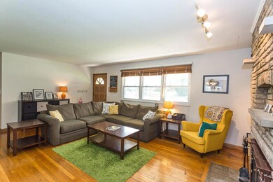 Living room 2