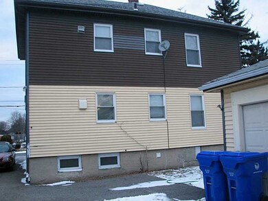 126 Sisson St, Pawtucket, RI 02860 - photo 6