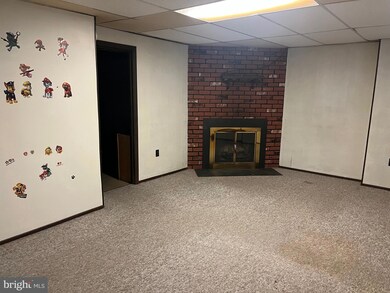 530 Burlington Ct, Edgewood, MD 21040 - photo 5