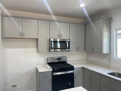 RK Lot 109 Kitchen 2 Parker