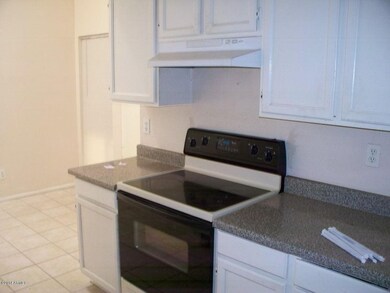 629 N Mesa Dr unit 4, Mesa, AZ 85201 - photo 2