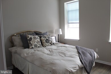 2528 E Eager St, Baltimore, MD 21205 - photo 5