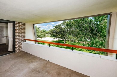 36750 US Highway 19 N unit 15-308, Palm Harbor, FL 34684 - photo 2