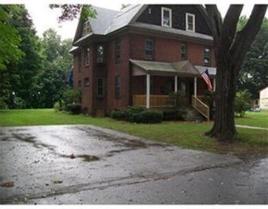 116 Chapin St unit 3, Chicopee, MA 01013 - photo 2