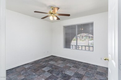 4207 W Paradise Dr - MLS-7