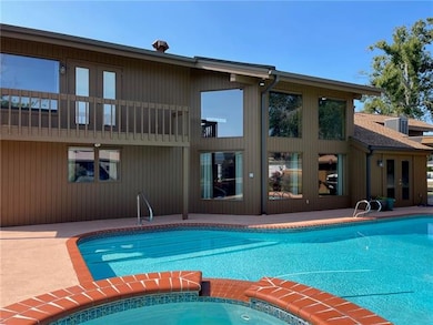 POOL/SPA