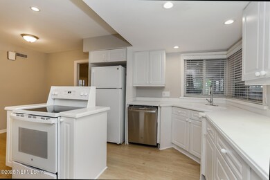 006-photo-kitchen-13435002
