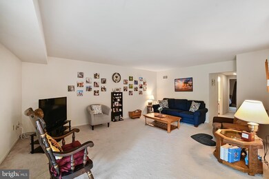 3360 Gleneagles Dr unit 71-1B, Silver Spring, MD 20906 - photo 3