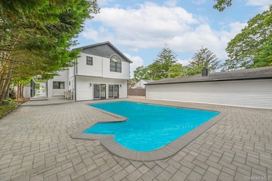 47 Yuma Ln, East Islip, NY 11730 - photo 6