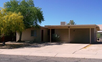 Front of home with nice curb appeal