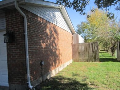 6336 Sandric Ln, Liberty Township, OH 45044 - photo 2