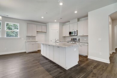 02 Allendale Kitchen