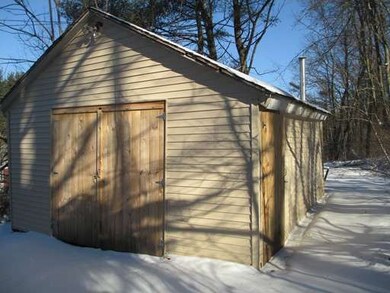 47 Gold Nugget Rd, Spencer, MA 01562 - photo 4