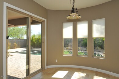 Breakfast Room with View of Pool