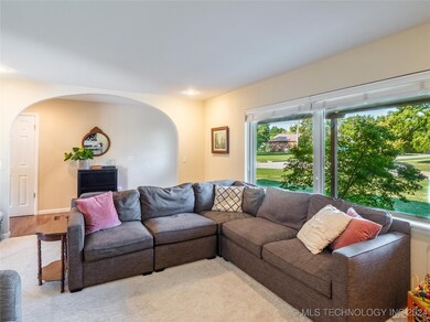 1414 S 10th St, McAlester, OK 74501 - photo 5