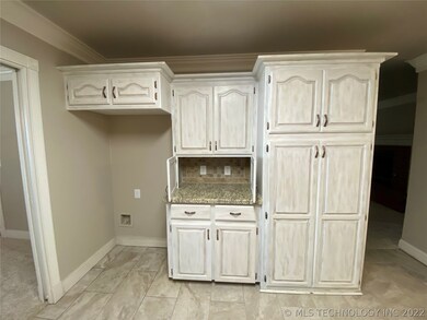 Kitchen cabinets