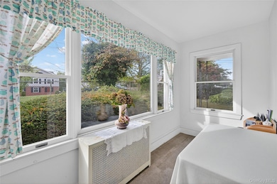 47 10th St, Locust Valley, NY 11560 - photo 6