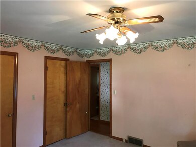 5345 Monrovia St, Shawnee, KS 66216 - photo 2