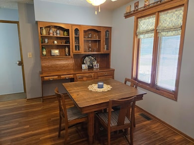 Breakfast Room