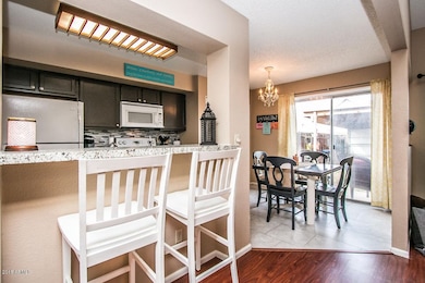 Kings Ave-8