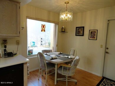Eat-in area in kitchen