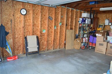 193 Spaulding St, North Tonawanda, NY 14120 - photo 3