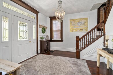 725 Wilson Ave_MLS_07