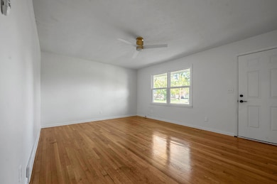 1308 Versie Ct, Lexington, KY 40517 - photo 5