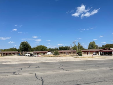 1520 Main St, Junction, TX 76849 - photo 2