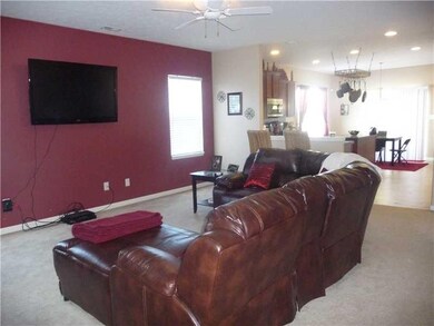 2349 Verbena Dr, Plainfield, IN 46168 - photo 2