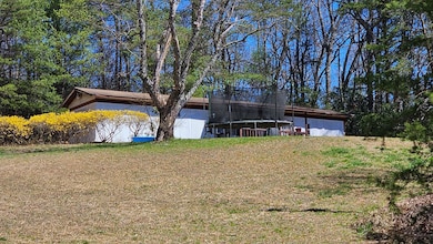 123 Frontier Ln, Franklin, NC 28734 - photo 5