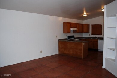 3937 N Park Ave unit 2, Tucson, AZ 85719 - photo 3