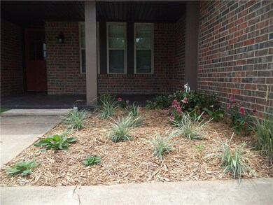 2604 NW 115th Place, Oklahoma City, OK 73120 - photo 2