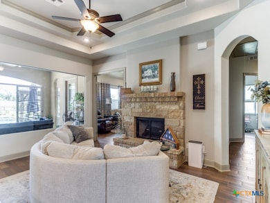 121 Pond View, Spring Branch, TX 78070 - photo 4