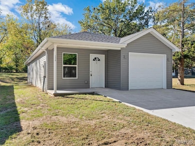 1330 Casey Ave, Saint Clair, MO 63077 - photo 2