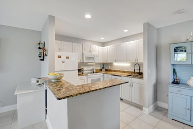 566 Brittany unit L, Delray Beach, FL 33446 - photo 5
