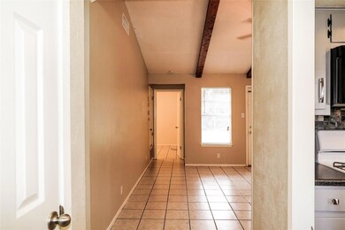 308 Golden Oaks Dr, Georgetown, TX 78628 - photo 2