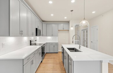 320 Martins Landing unit 103, North Reading, MA 01864 - photo 5