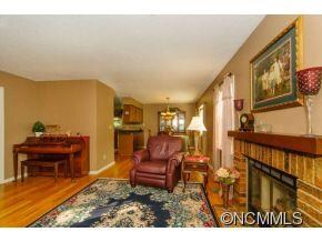 8 Park Ridge Ct, Asheville, NC 28803 - photo 4