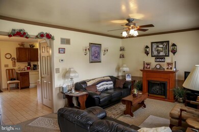 217 Zwecker Cir, New Holland, PA 17557 - photo 6