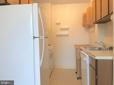 The Monroe House Condos unit 809, Washington, DC 20006 - photo 6