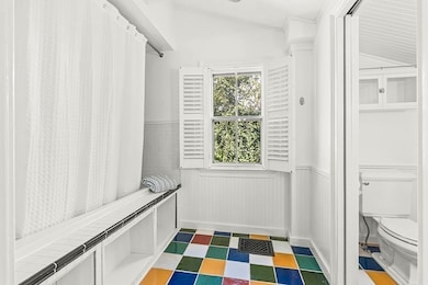 992 Chestnut St, Newton Upper Falls, MA 02464 - photo 5