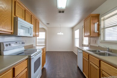 9646 Palomino Path, San Antonio, TX 78254 - photo 7