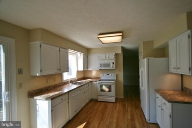 6703 King Lear Dr, Sykesville, MD 21784 - photo 6