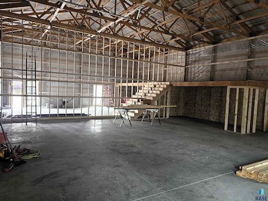 205 Clark Ave, Dell Rapids, SD 57022 - photo 3